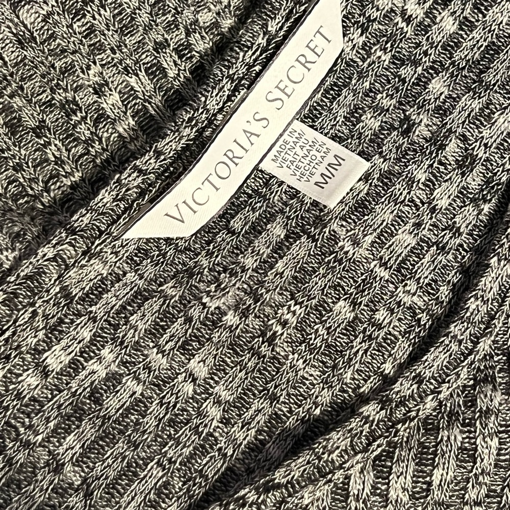 Victoria's Secret Gray Knit Tank Top - Picture 3 of 4